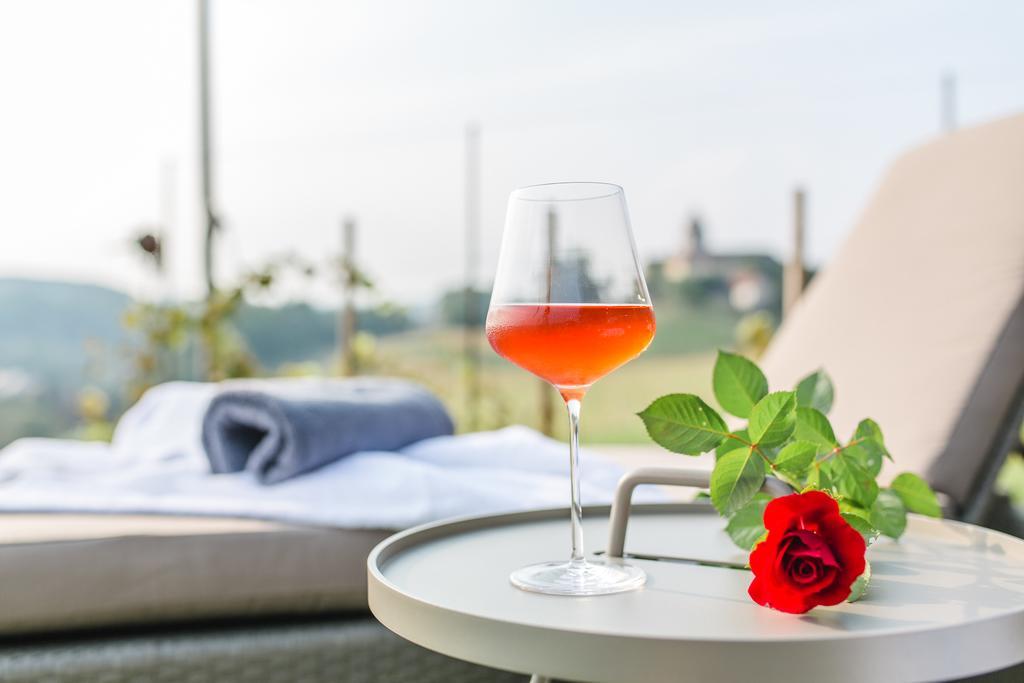 Appartamento Wohnen Im Wein Ehrenhausen Esterno foto